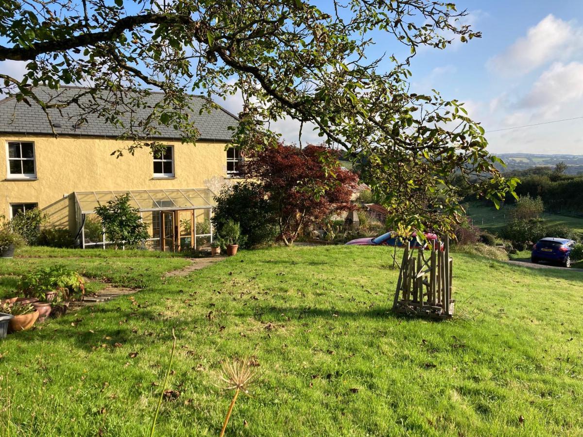 Frizenham Farmhouse Little Torrington Kültér fotó